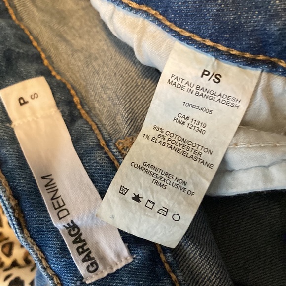 Distressed Medium-wash Blue Denim Mini Skirt - Picture 3 of 3